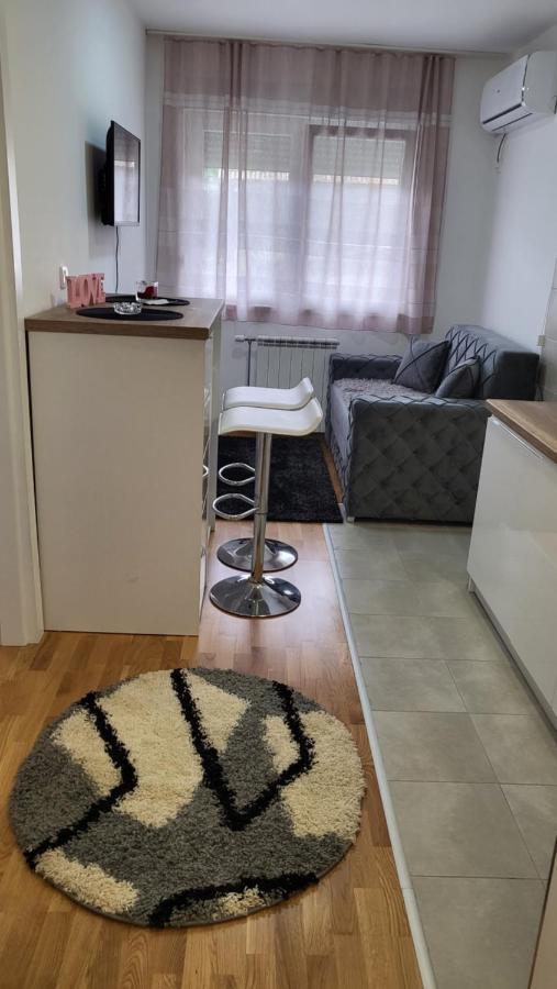 Holiday Novi Sad Extérieur photo